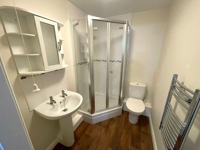 Grosvenor Wharf Road